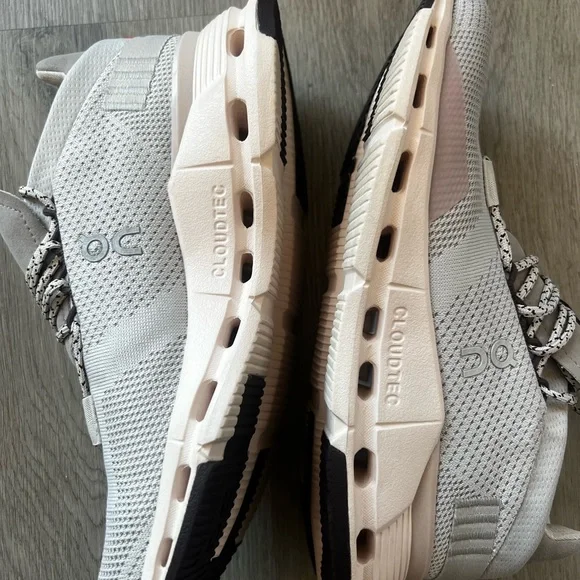 ON CLOUD NOVA PEARL / SHELL - Picture 5 of 8